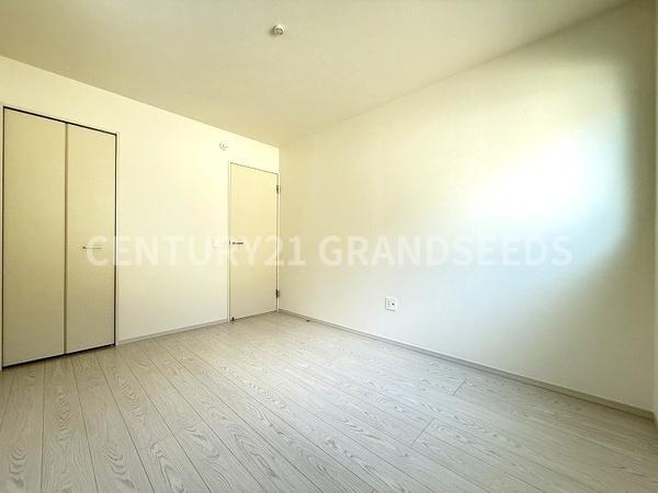 高槻市西冠１丁目の新築一戸建