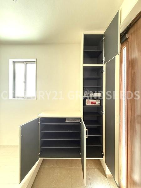 高槻市西冠１丁目の新築一戸建