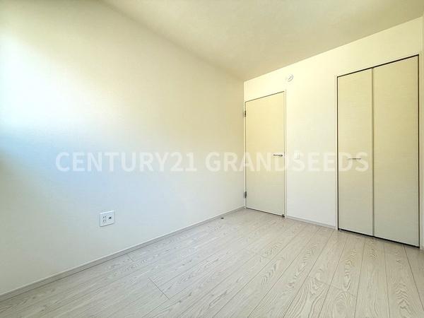 高槻市西冠１丁目の新築一戸建