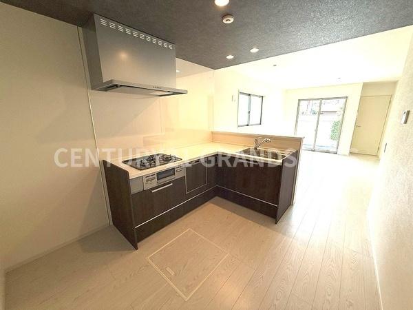 高槻市西冠１丁目の新築一戸建