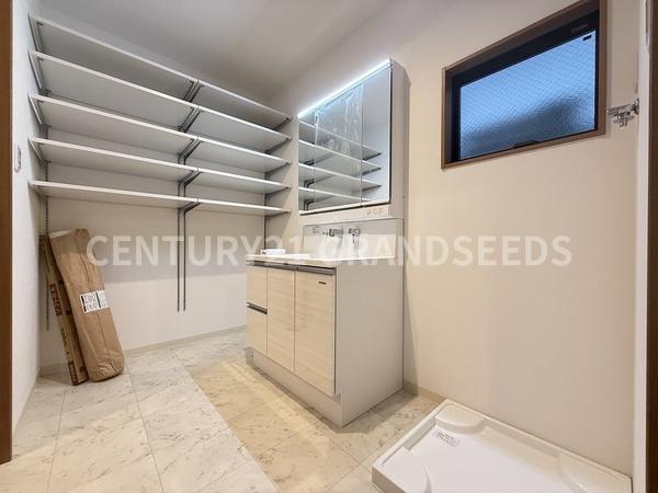 高槻市栄町２丁目の新築一戸建