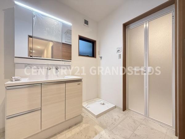 高槻市栄町２丁目の新築一戸建