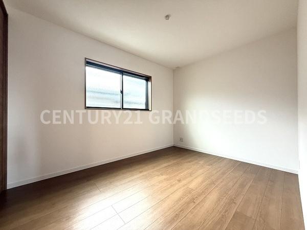 高槻市栄町２丁目の新築一戸建