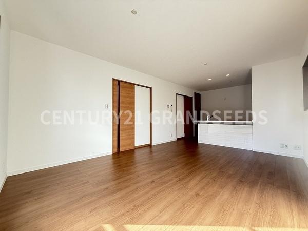 高槻市栄町２丁目の新築一戸建