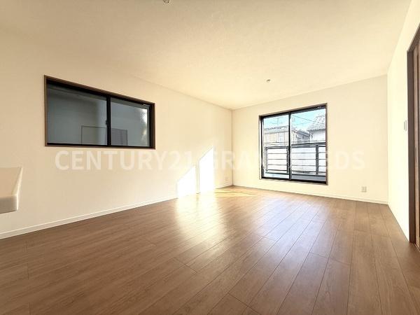 高槻市栄町２丁目の新築一戸建