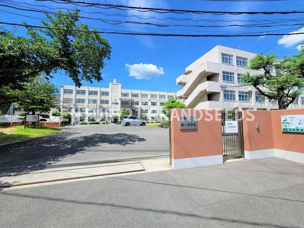 高槻市山手町１丁目の新築一戸建(高槻市立第八中学校)