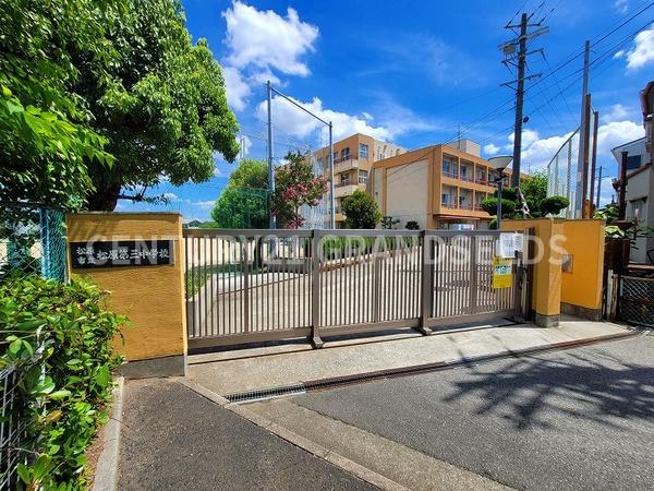 松原市田井城５丁目の中古一戸建て(松原市立第三中学校)