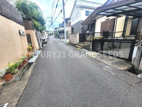 高槻市安岡寺町４丁目の土地