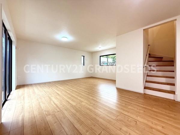 高槻市南平台１丁目の新築一戸建