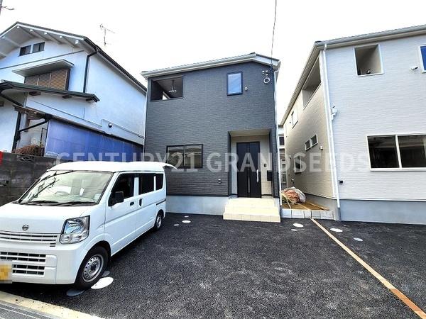高槻市安岡寺町４丁目の新築一戸建