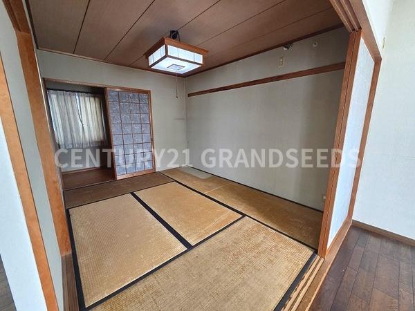 高槻阿武山二番街２０２号棟