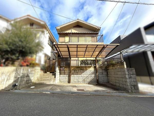 高槻市東城山町の中古一戸建