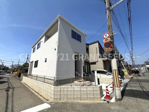 高槻市藤の里町の新築一戸建