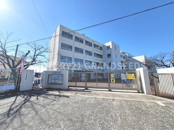 高槻市川西町３丁目の新築一戸建(高槻市立津之江小学校)