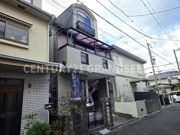 高槻市淀の原町の中古一戸建て