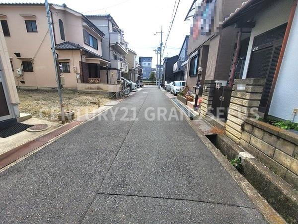 高槻市下田部町２丁目の新築一戸建