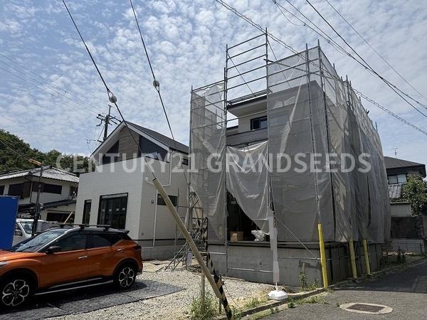 高槻市南平台２丁目の新築一戸建