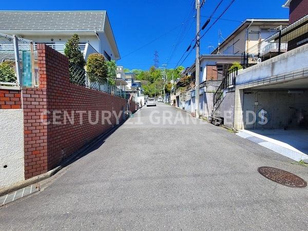 高槻市安岡寺町５丁目の中古一戸建て