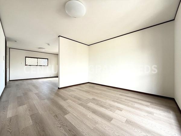 高槻市淀の原町の中古一戸建