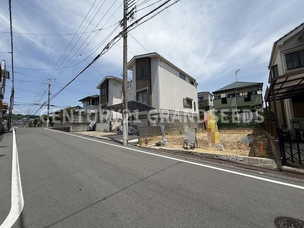 高槻市安岡寺町３丁目の新築一戸建