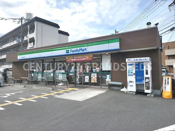ルネ千里丘１号棟(ファミリーマート吹田山田南店)