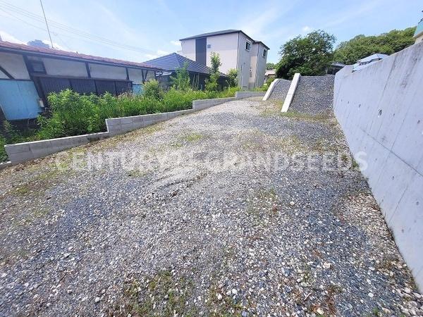 高槻市古曽部町３丁目の土地