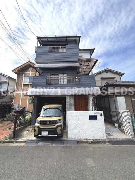 高槻市柱本６丁目の中古一戸建