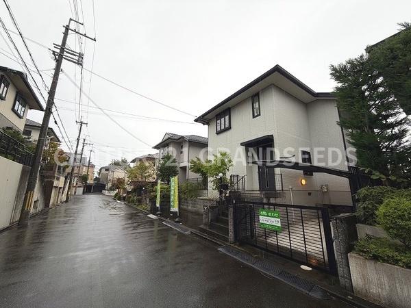 高槻市寺谷町の中古一戸建て