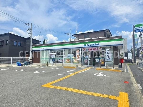 高槻市宮田町２丁目の中古一戸建て(ファミリーマート高槻宮田町二丁目店)