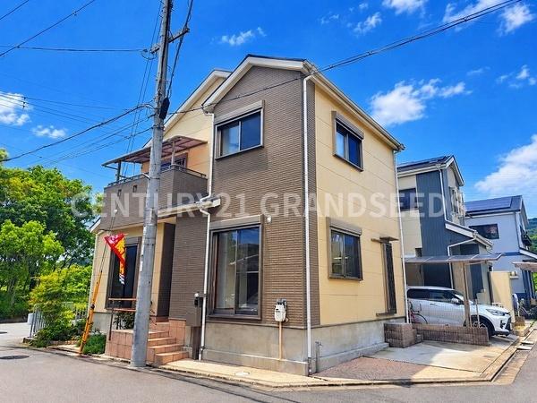 高槻市萩之庄３丁目の中古一戸建