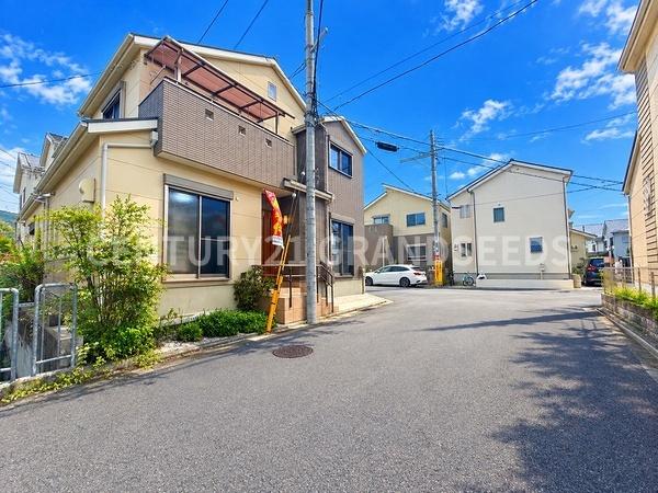高槻市萩之庄３丁目の中古一戸建て