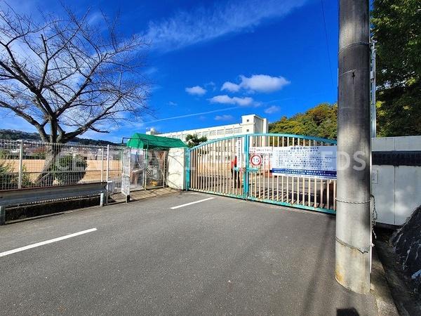 高槻市松が丘３丁目の土地(高槻市立北清水小学校)