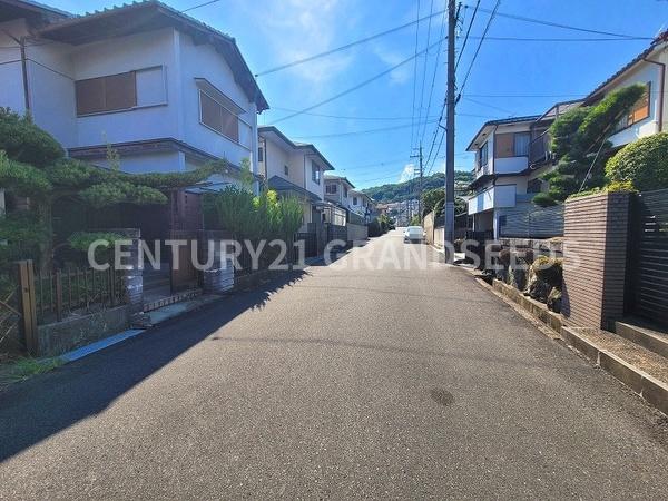 高槻市松が丘３丁目の土地