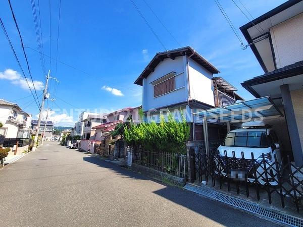 高槻市松が丘３丁目の土地