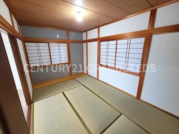 高槻市奈佐原４丁目の中古一戸建て