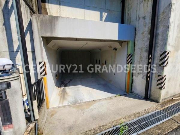高槻市奈佐原４丁目の中古一戸建て