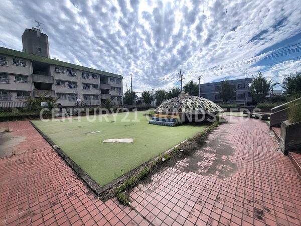高槻市富田町４丁目の中古一戸建て(富田町三丁目たんぽぽ児童遊園)