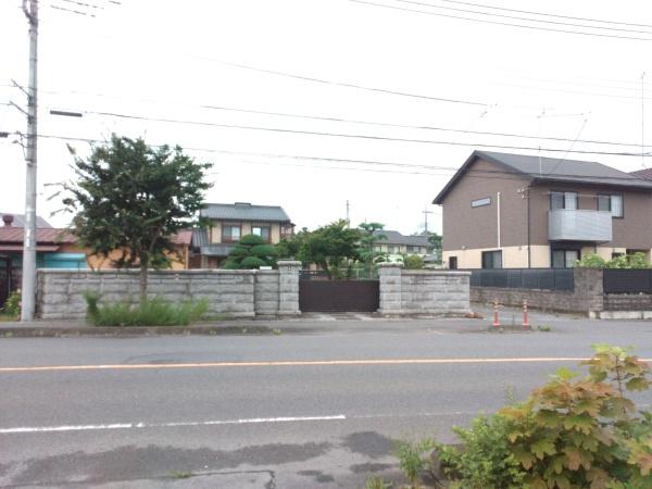 栃木市大町　売倉庫　県道３２号線沿い　店舗用地　居宅付き
