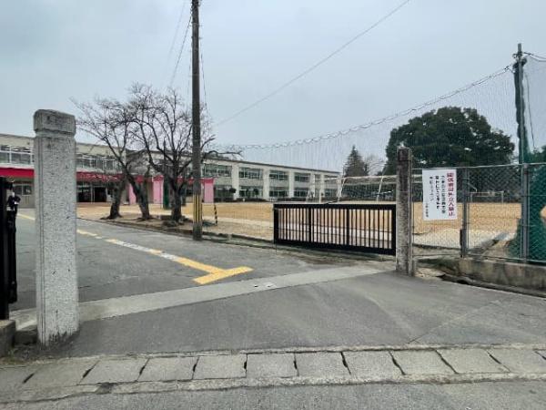 福知山市字長田の土地(六人部小学校)
