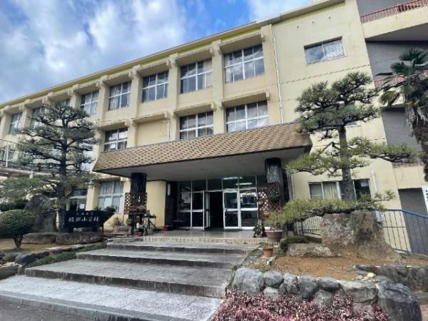 綾部市上野町上野の中古一戸建て(綾部小学校)