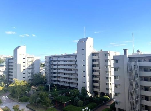 日興千里台スカイタウンD館