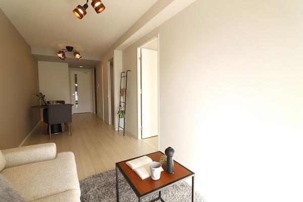 プレミスト堺筋本町ラディーナ