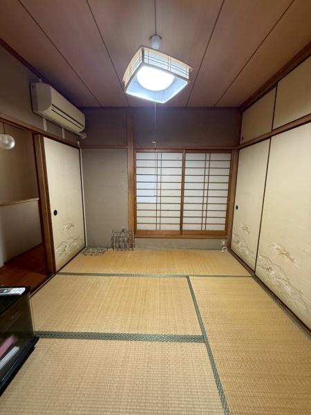 尼崎市次屋１丁目の中古一戸建て