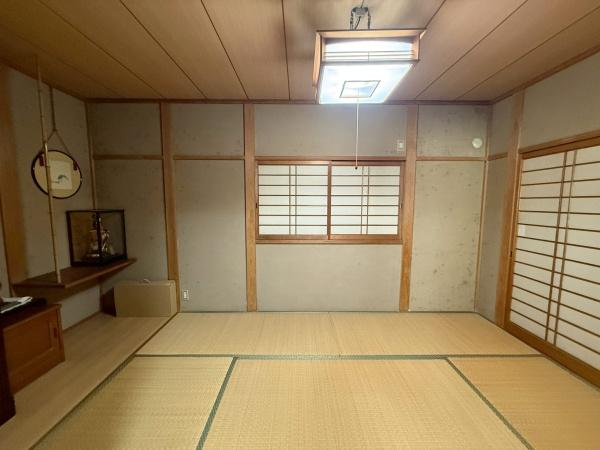 尼崎市次屋１丁目の中古一戸建て