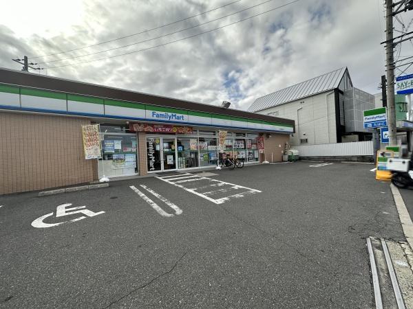 寝屋川市成田東町の中古一戸建て(ファミリーマート枚方東香里店)