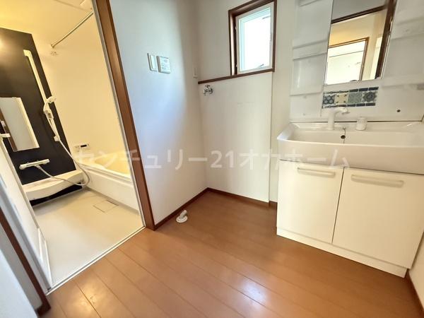 寝屋川市堀溝２丁目の中古一戸建て