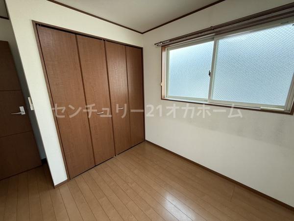 寝屋川市堀溝２丁目の中古一戸建て