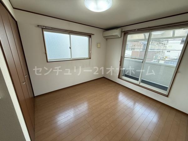 寝屋川市堀溝２丁目の中古一戸建て