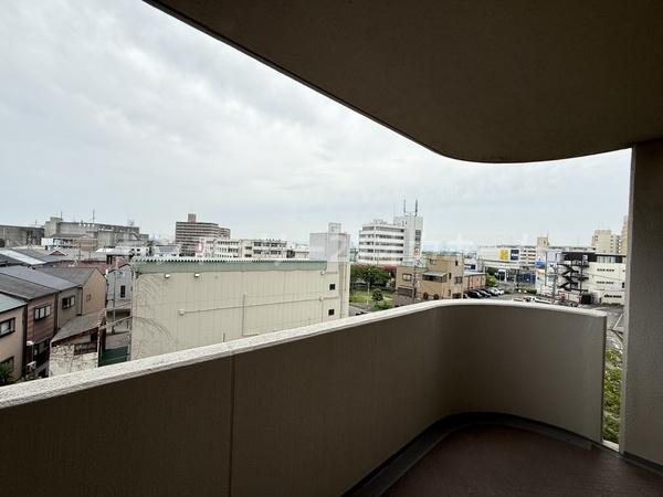 エステスクエア・アクロス大日