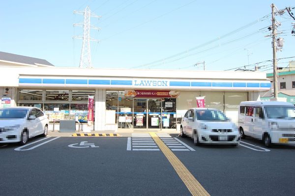 メイプルパークスクエア西2番街(ローソン守口八雲西町三丁目店)